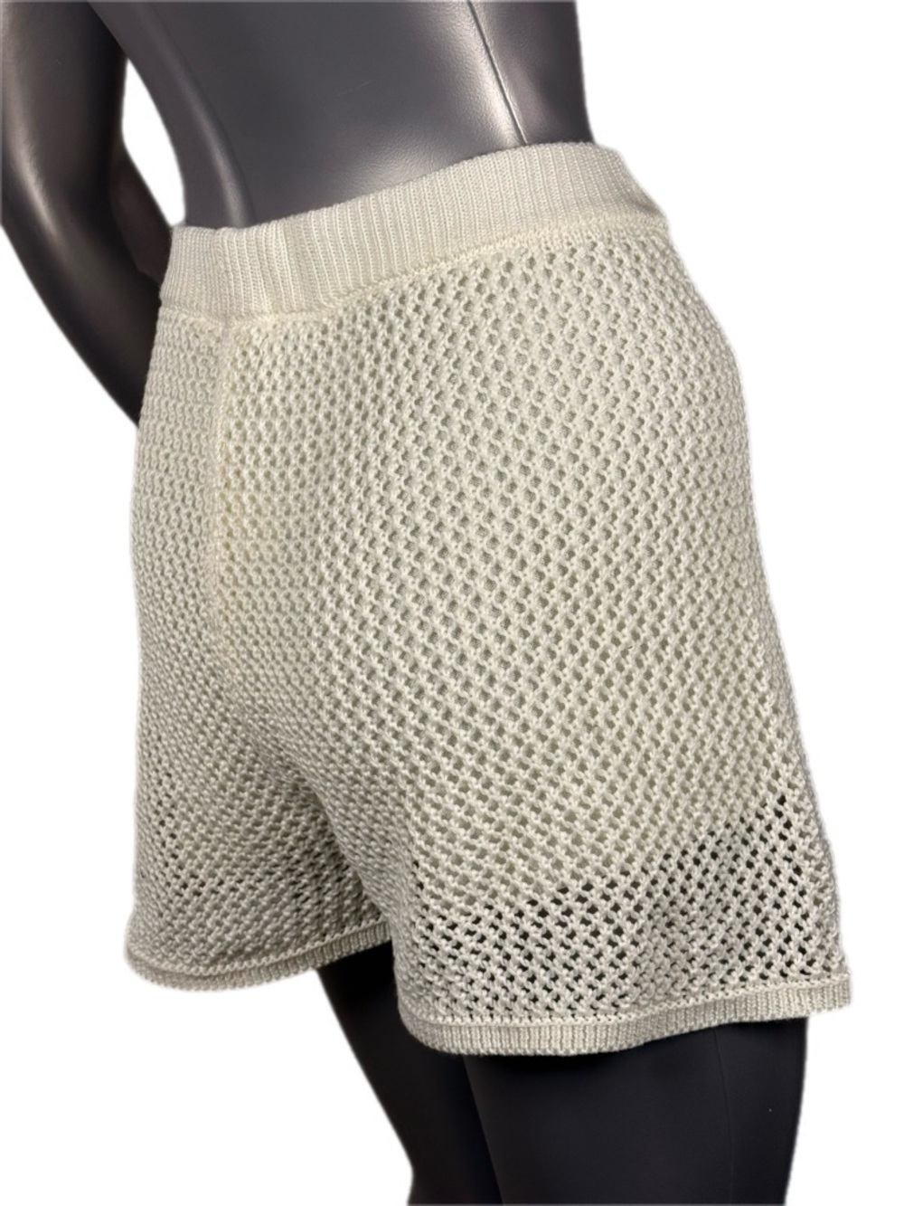 Uncharted Threads | Ivory Knit Lined Women's Shorts Soft - Picture 5 of 13